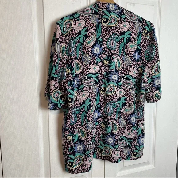 Double Breasted Retro Patterned Blouse - Picture 9 of 10